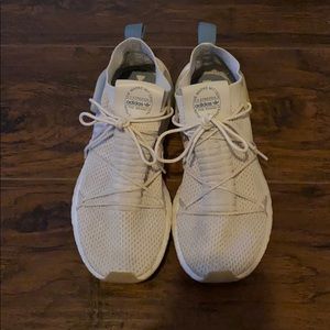 Adidas Arkyn tennis shoes